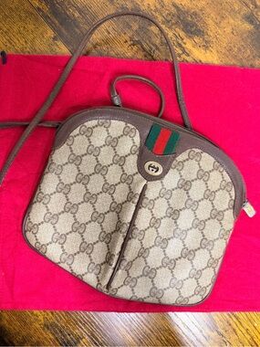 Gucci Beige Brown GG Supreme Crossbody with Green-Red Web